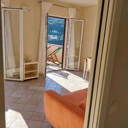 Monolocale 3 Con Terrazzo Vista Mare Appartement