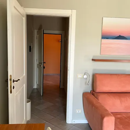 Monolocale 3 Con Terrazzo Vista Mare アパート *